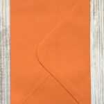enveloppe oranje