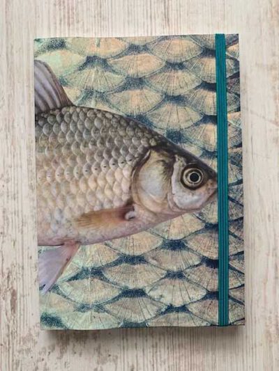 notitieboek vis zeegroen