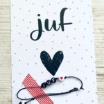 Ansichtkaart Juf met armbandje