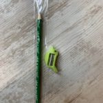 Potlood met puntenslijper groen