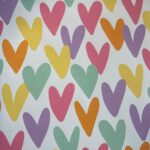 inpakpapier gekleurde hartjes