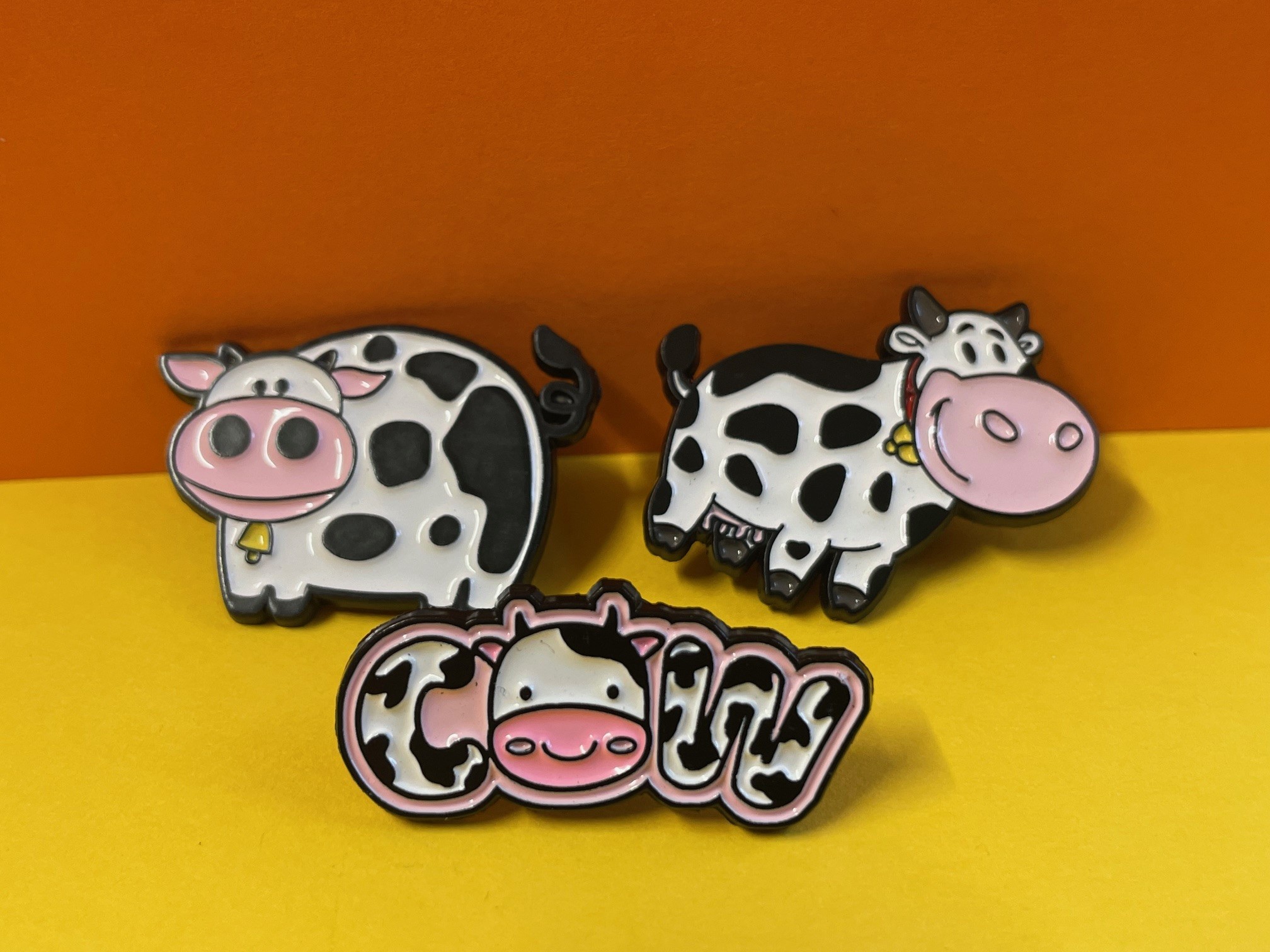 KOEIEN Pin set van 3 koeien - Image 1