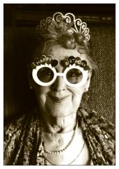 MG1652 Ansichtkaart Happy Birthday - Image 1